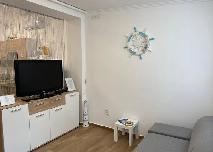 Makvirag Apartment *